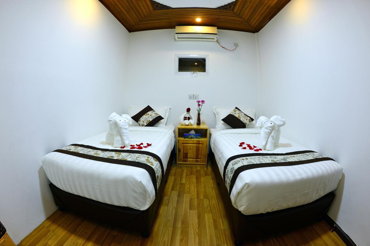 Backpacker Hostel (Adults Only) Yangon Luaran gambar